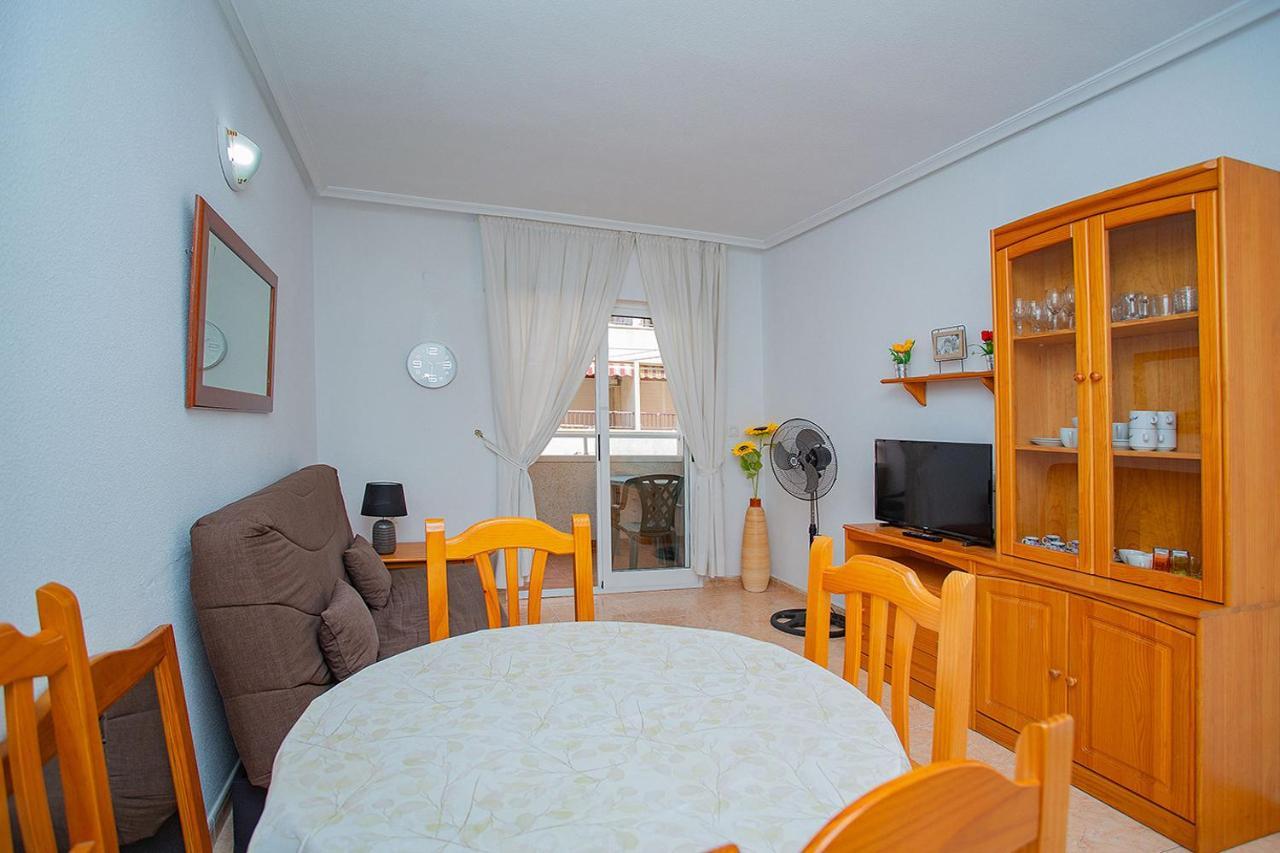 096 Pleasant Place Luis - Alicante Holiday Torrevieja Exterior photo