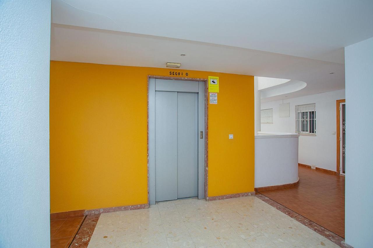 096 Pleasant Place Luis - Alicante Holiday Torrevieja Exterior photo